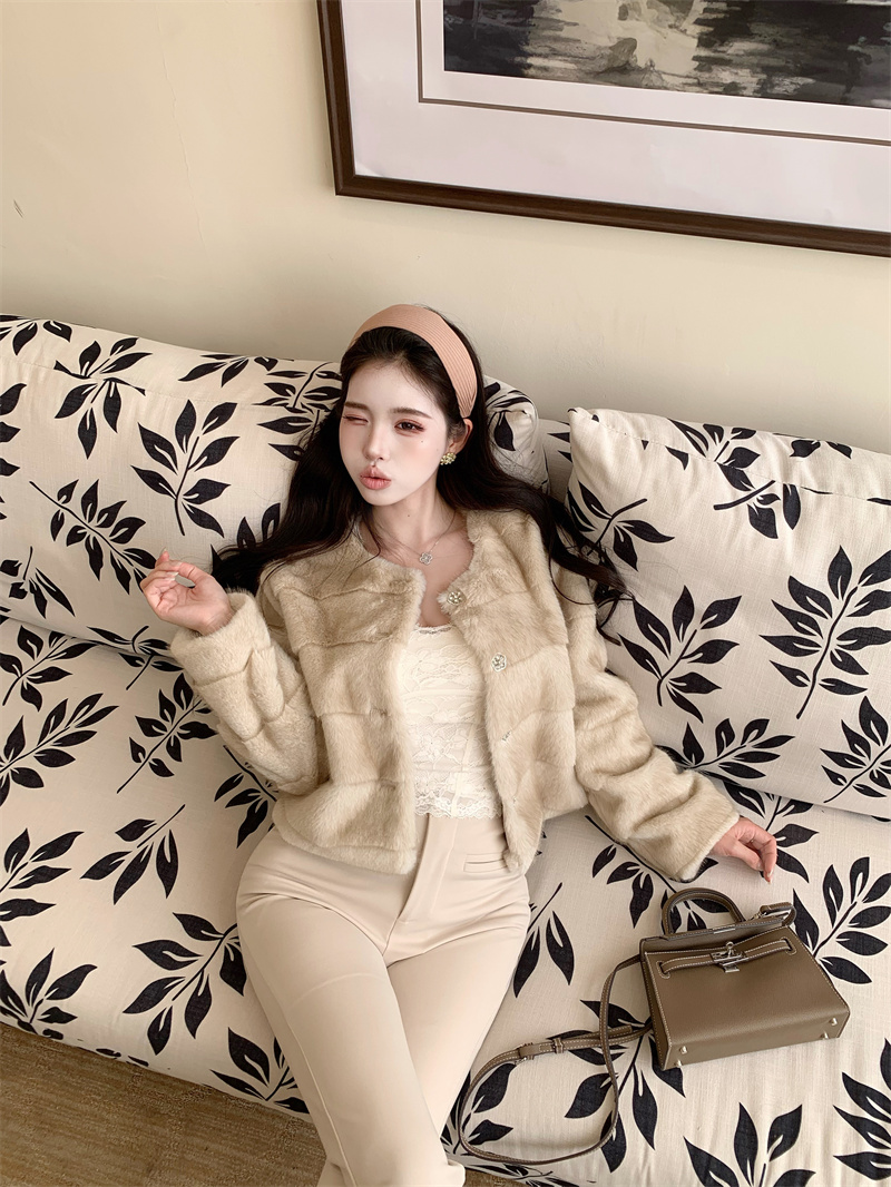 Faux Mink Short Jacket for Women | 2025 Winter Tweed-Style Fuzzy Coat
