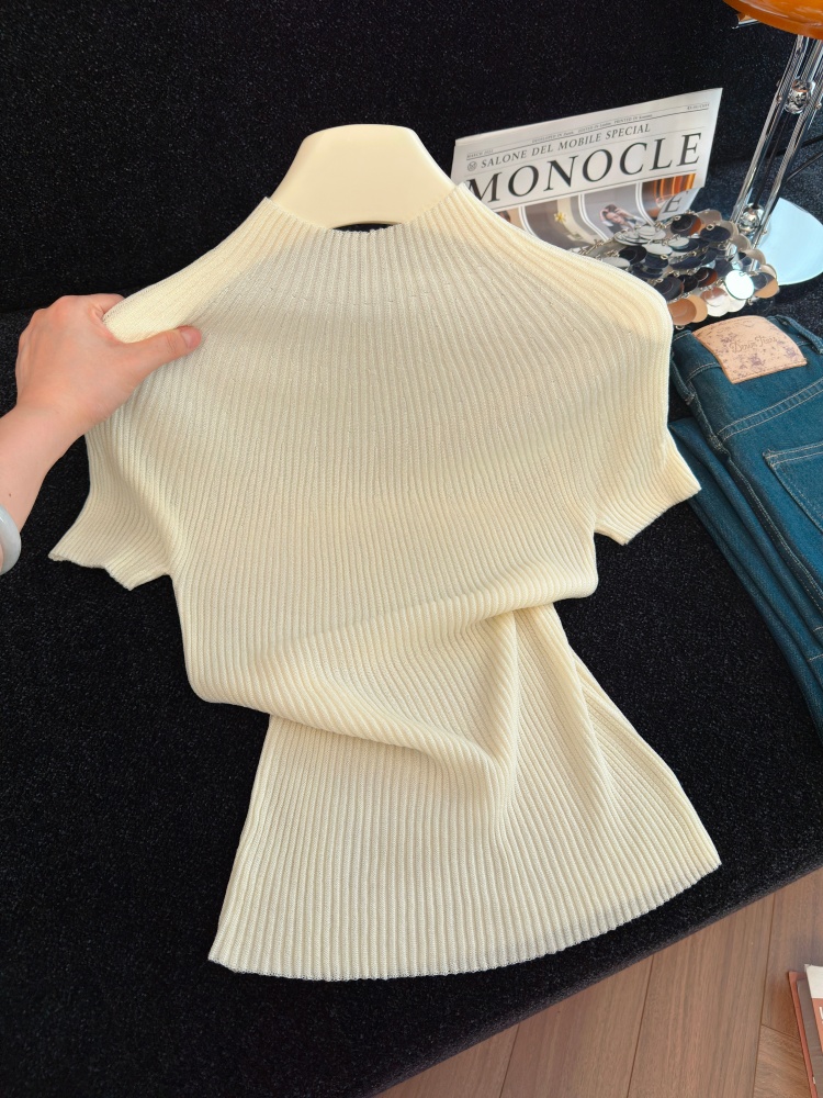 Women's Soft Knit Short Sleeve Top Summer Solid Color Slimming Pullover - Style 624bf4