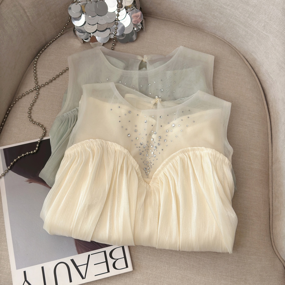 Women's Lace Sleeveless Shirt with Rhinestone Detail Summer 2026 - Image 3