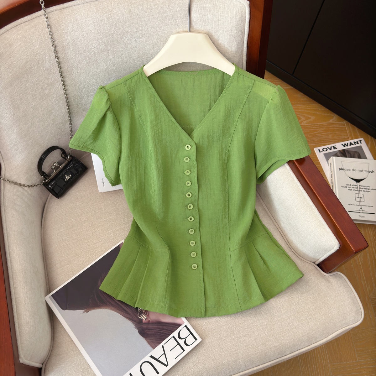 Women's Summer V-Neck Short Sleeve Solid Color Shirt